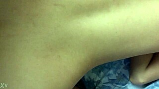 Watch this hot cumshot landing on my girl's back after intense fucking 😏