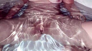 vários boquetes e punhetas com muita porra na minha ruiva milf 😍💦