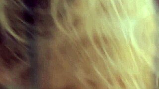 Sexy Ass of My Girlfriend’s Colombian Mom Dominates Me with Big Pussy Lips