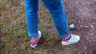 This 30-minute fetish in Marion's home involves sneakers and shoes. 😘