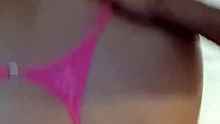 Beautiful Babe Socou Forte Na Buceta De Quatro