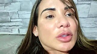 exibicionismo diante das cameras chamada de video para o f