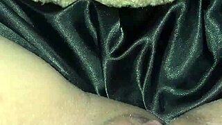 Hook up with my BBC? Cum inside and impregnate me!