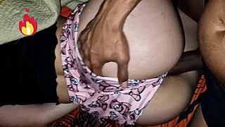 Mi Pequeño Hermanastro Viene A Escondidas A Mi Habitación Para Que Le Quite La Virginidad