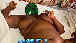 BBW Riding Monster Cock With Buttplug