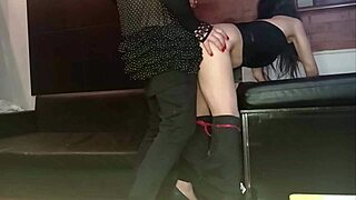 Muscular Curvy Babe With Big Natural Tits And Nipples Gets Drunk In Corset And Leather