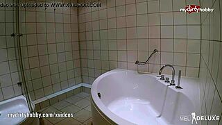 别做饭了厨房猛干骚黑发熟女