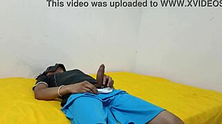 I masturbate as solo boy with daddy fetish