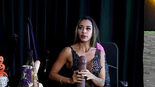 Brunette Slut Demonstrates Blowjob Exhibitionism