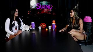 Brunette Slut Demonstrates Blowjob Exhibitionism