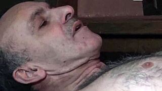 i worship this german milf's high heels and nylon fetish with my slave cum