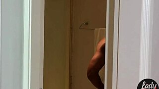 Inviting Hot Neighbor Over With A Pretext, Unaware Of My Intentions With English Subtitles.