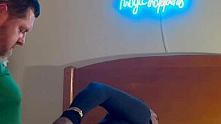 Amateur ebony sucks and fucks white guy in hood!