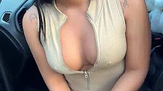 Asian beauty calls delivery guy for unprotected pussy fucking