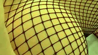 Me encanta calentarle la polla antes de follar