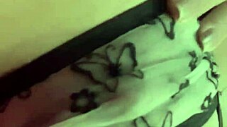 Novinha sucks thick cock for first time at 19