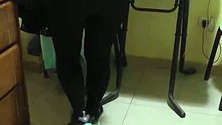 me cojo a la sirvienta?