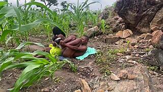 We went to the ranch to worship big tits and fuck curvy ass 😍