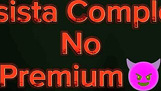 Alguém afim de ser um corno mansinho enquanto ela fode na cama molhada?