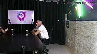 Se Beijaram Teve o Cu os Peitos e a Buceta Chupada Tudo Isso Depois de Falar Que a Família Sempre Foi de Boa Para Eles Apesar de Ter Sido Esculachada - Mathheus Caetano Sheer Red