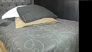 Amateur inserts toy on live cam hd, teen brunette masturbation