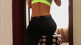 He fucks me during yoga, creampie