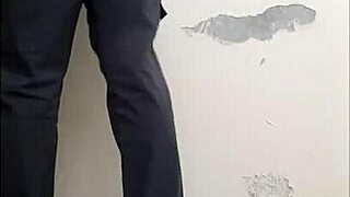 Porno real de enfermera latina en servicio hospitalario la muy zorra hace porno casero en la oficina del jefe