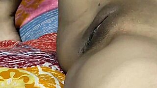 印度旁遮普女孩与男友浪漫自制内射