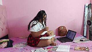 Curvy College Girl Has Sex During Virtual Classes With Spanking