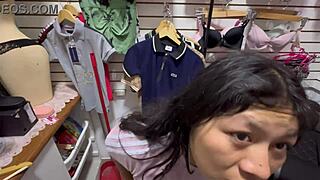 Me folle a vendedora de calzones del mercado en el centro de lima