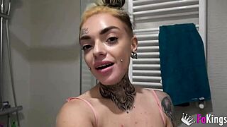 Lady Medusa fucks her tutor with her irresistible body