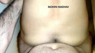 indian desi bhabhi meets hot neighbour