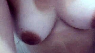 Hot cum drips on eager skin