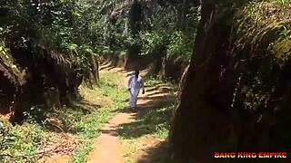 indian college girlfriend fucked outdoor in bush with lover 😍