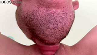 Stepdaughter needs the truth is it better to lick a shaved pussy or a hairy one