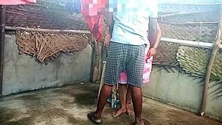 Indian Saree Aunty Very Hot Fuck In Young 18+ Boy!