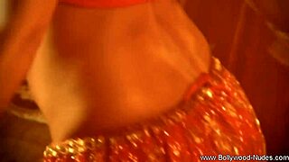 Lovely Brunette Milf Dances Gracefully In Solo Amateur Performance