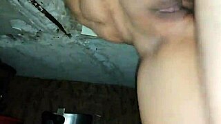 FUCK THE PRETTY GIRL!