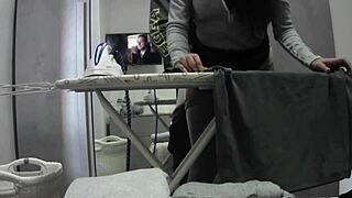 preview - desperate housewifes its not my case having an orgasm during a normal working day at home brunette milf