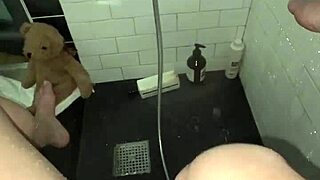 Arab Porn-Young 18+ Elite Saudi Girl Masturbates Her Tight Teen 18+ Pussy In Shower