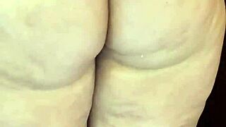 Latina milf shakes her juicy ass