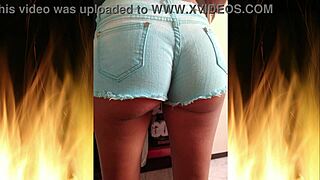 i'm a skinny brunette with a hot ass