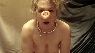 esclave f autoseance groin de cochon mange la patee