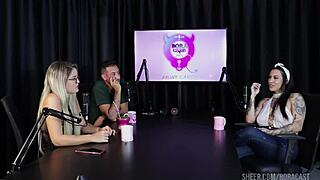 Compilados da LEXI MALLET no BORA CAST com BRUNA CARLOS WATCH on SHEER RED!