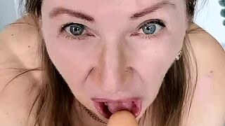 Enjoy Hairy Granny Pussy in Stockings!