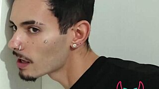 Fui visitar meu amigo e peguei ele no flagra com a esposa