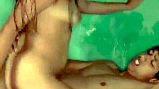 i bended her ova in bedrom