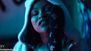 Bbw ebony lesbian worships petite tattooed girlfriend's feet