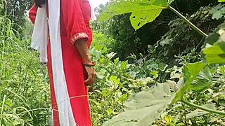 Girlfriend Having Fucking In Outdoor Forest