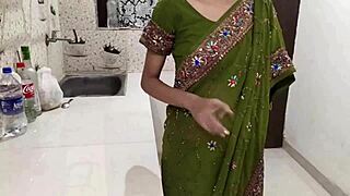 Indian Hot Stepmom Has Dirty Sex With Stepson In Kitchen With Clear Audio